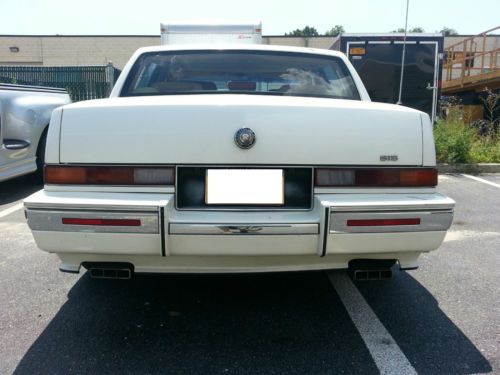 Rare 1990 seville sts - v8 - leather - power everything - no reserve - low miles