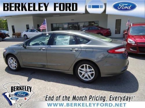 2014 ford fusion se