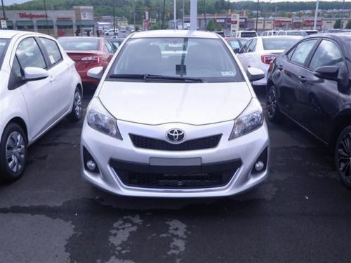 2014 toyota yaris se