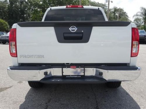 2014 nissan frontier s