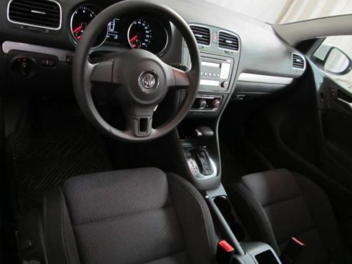 2010 volkswagen golf 4-door