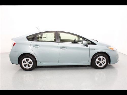 2014 toyota prius two