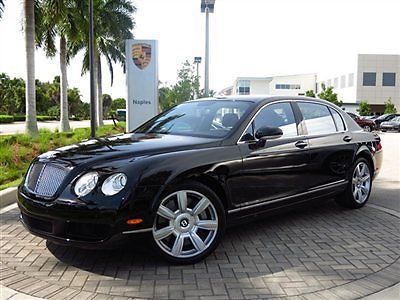 Convenience pkg, sunroof,seat ventilation, keyless entry, bluetooth, navigation