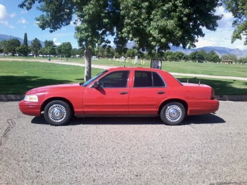 2000 ford crown victoria base sedan 4-door 4.6l