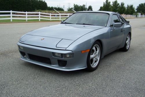 1983 porsche 944 base coupe 2-door 2.5l