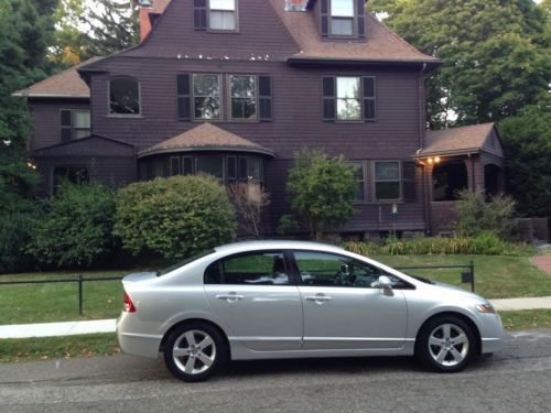 2010 honda civic lx-s sedan *like new* *low miles*