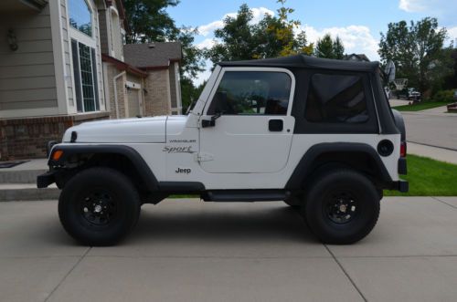 1997 jeep wrangler se sport utility 2-door 2.5l