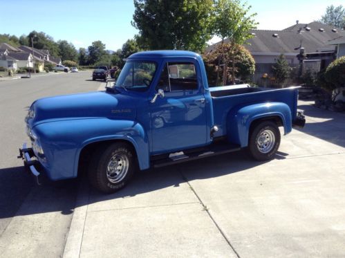 1953 ford f100 pickup, 1/2 ton, 6 cyl, 215 engine, trans 4stny-4te. blue tan gas