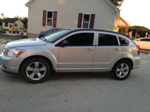 2010 dodge caliber sxt hatchback 4-door 2.4l