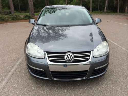 2009 volkswagen jetta wolfsburg edition 4 door sedan