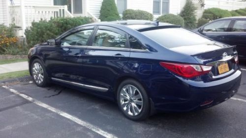 2011 hyundai sonata gls/ sport  6 speed manual shift great condition!