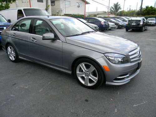 2011 mercedes-benz c300 4matic sport sedan 4-door 3.0l