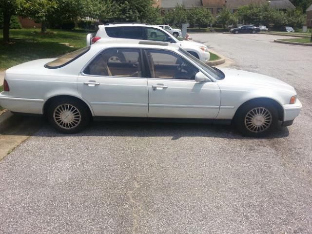 Acura legend white