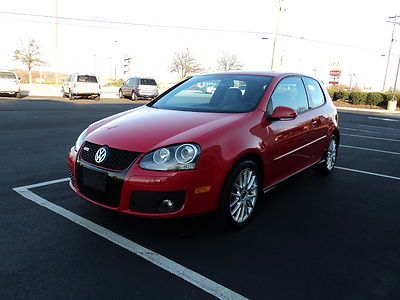 2006 vw gti 6 speed. low miles! fully serviced! sharp!