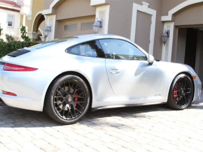 2015 porsche 911 gts