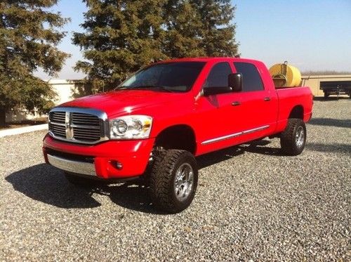 Dodge ram 2500 leather 4x4 very clean!!