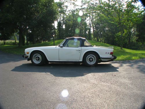 1974 triumph tr6 2 door convertable with parts car  parts great for collector!!