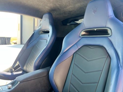 2022 maserati mc20