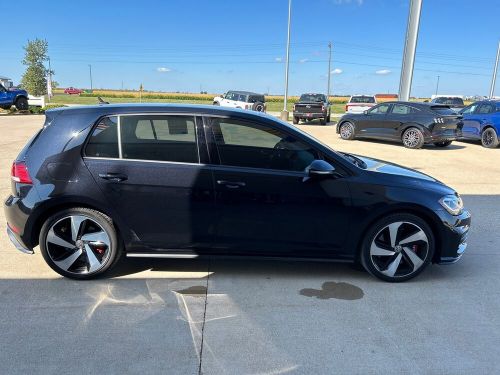 2019 volkswagen golf se