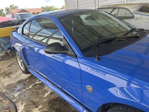 2004 ford mustang mach i
