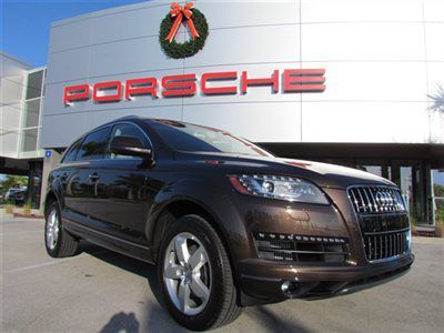 12 q7, awd,premium plus, 3.0l diesel, panoramic sunroof, navigation, bose