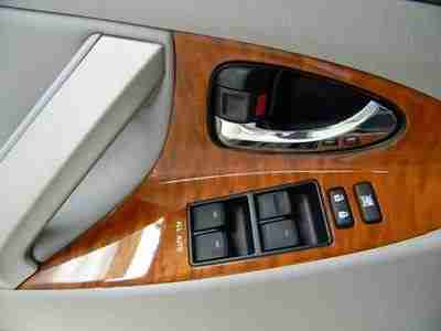 2.5L CD 4 wheel disc brakes ABS brakes AM/FM radio Air conditioning Knee airbag, image 13