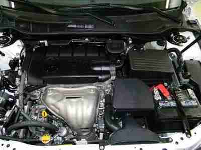 2.5L CD 4 wheel disc brakes ABS brakes AM/FM radio Air conditioning Knee airbag, image 21