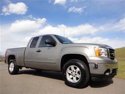 2008 gmc sle z71 4x4 ext-cab truck 1-owner low-miles loaded mint-conditon !!