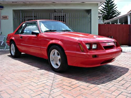 1986 ford mustang coupe