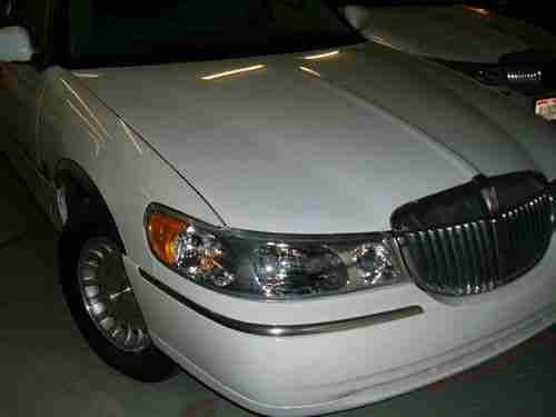 1999 Lincoln Town Tuxedo Limousine 4-Door 4.6L, image 2