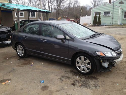 2011 honda civic lx, repairable, rebuildable salvage title