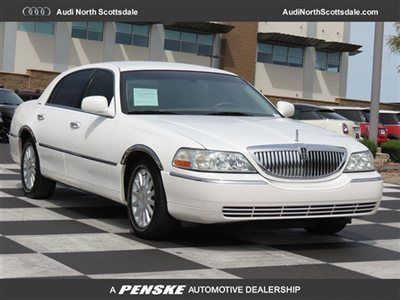 Lincoln town car