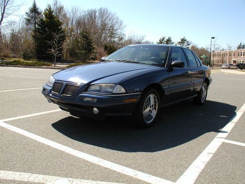Very nice low mileage pontiac grand am se, in excellent condition.