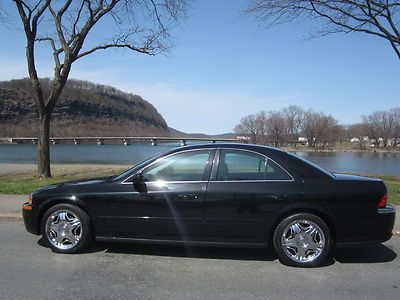 Low miles black v8 heated leather seats moonroof chrome wheels alpine sterio