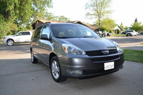 2005 toyota sienna xle awd  mini passenger van 5-door 3.3l 89k