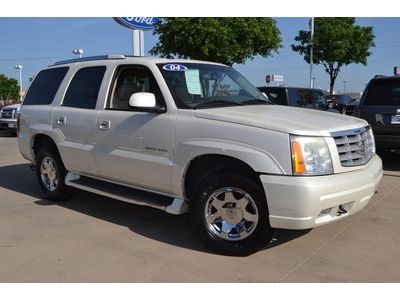 2004 cadillac escalade awd, navigation, heated seats, moonroof, local trade in!!