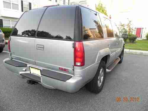 2000 GMC YUKON DENALI. 4x4 AWD One owner. Private Sale. Great Truck. NO RESERVE, image 4