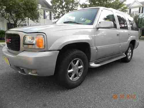 2000 GMC YUKON DENALI. 4x4 AWD One owner. Private Sale. Great Truck. NO RESERVE, image 7