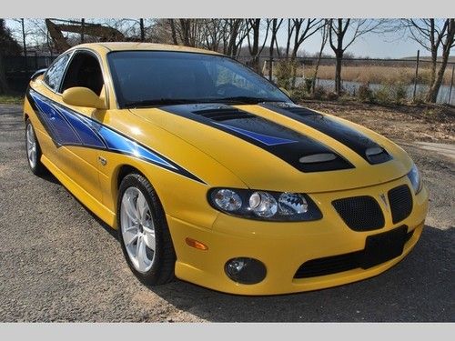 2004 pontiac gto 6 speed manual 2-door coupe