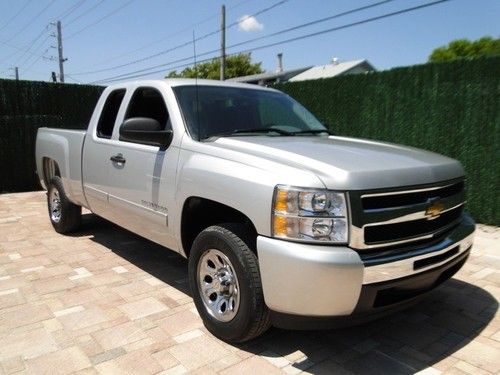 11 chevy silverado ext extended cab only 23k miles full warranty ls lt clean