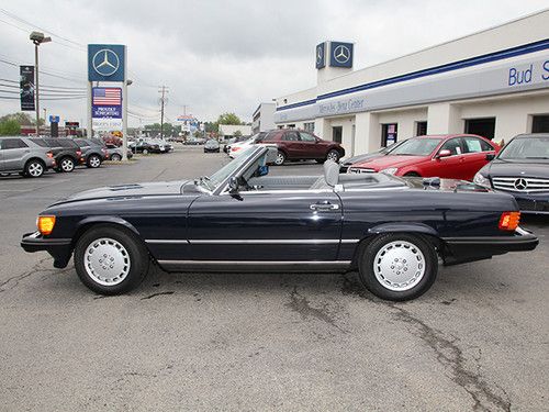 1986 mercedes-benz 560sl convertible 2-door 5.6l award winner 100% original 33k