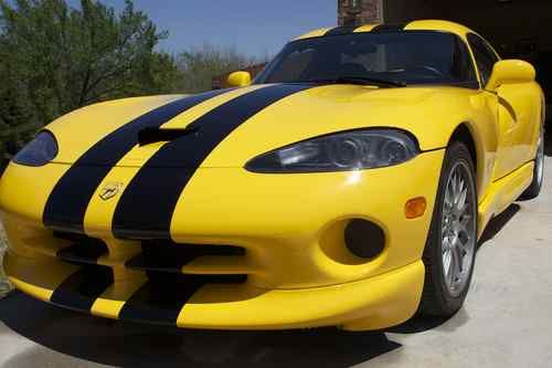 2001 dodge viper gts acr