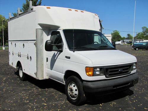 Ford e-350 super duty cutaway utility box truck!!! low miles! turbodiesel