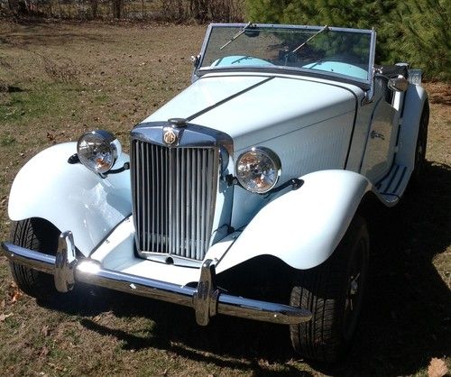 Mg td  1953 with corvette engine.  complete...faster than a cobra!!