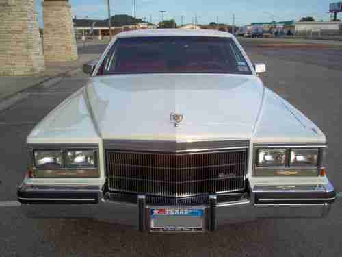 Classic 1985 Cadillac Fleetwood Brougham Sedan! Low Mileage! Price Reduced!, US $5,000.00, image 2