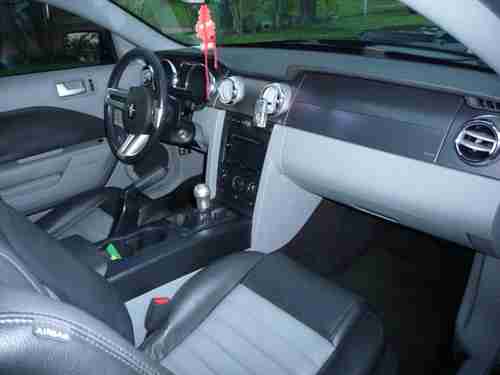 2007 Ford Mustang GT Coupe 2-Door 4.6L, image 11