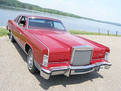 1979 lincoln continental town coupe 5604 original miles " documented"  no reserv