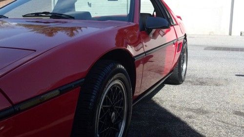 Tdi 1988 pontiac fiero formula turbo diesel. custom one of a kind 55+ mpg