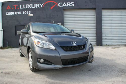 1-owner. clean carfax! like new 2010 toyota matrix s 2.4l v4. 2009 2011