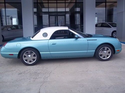 2002 ford thunderbird hardtop 37,000 miles